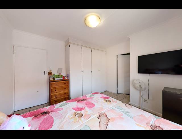 3 BEDROOM TOWNHOUSE FOR SALE IN HALFWAY GARDENS
